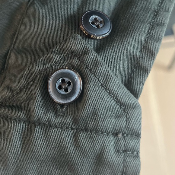 Hugo Boss Men's Military Green Combat Shirt (Large) - Picture 11 of 16